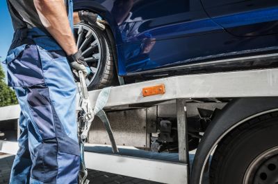 Get Specialized Equipment with Car Towing Service!